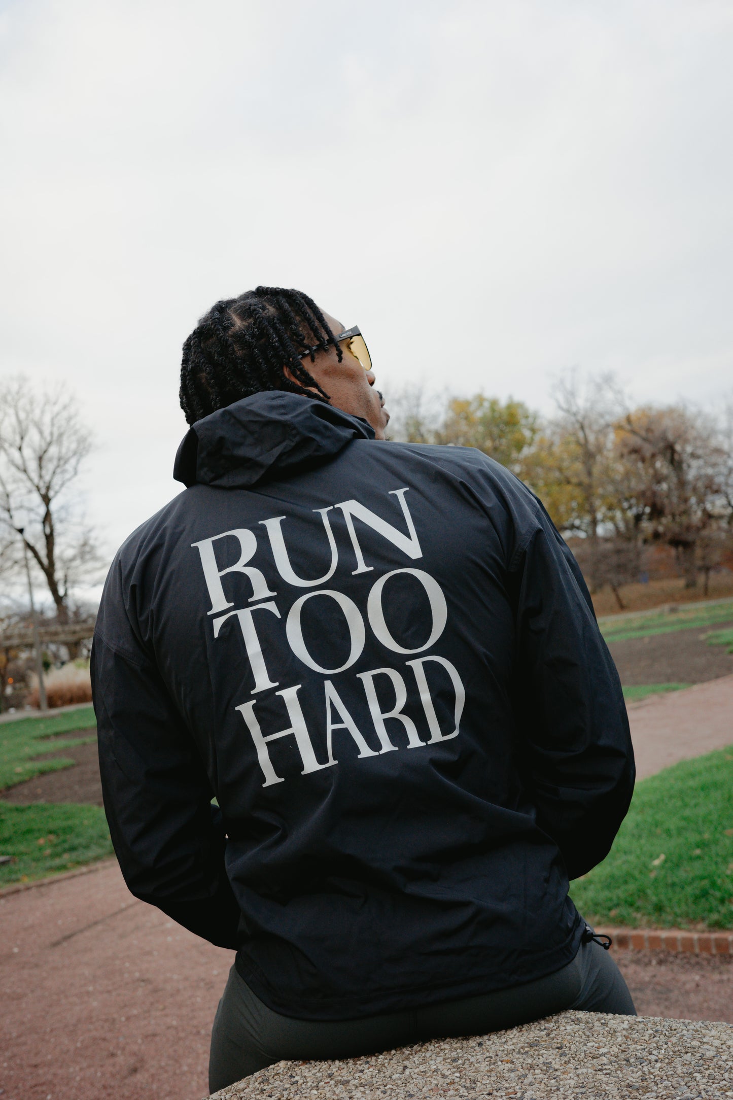 RTH WINDBREAKER
